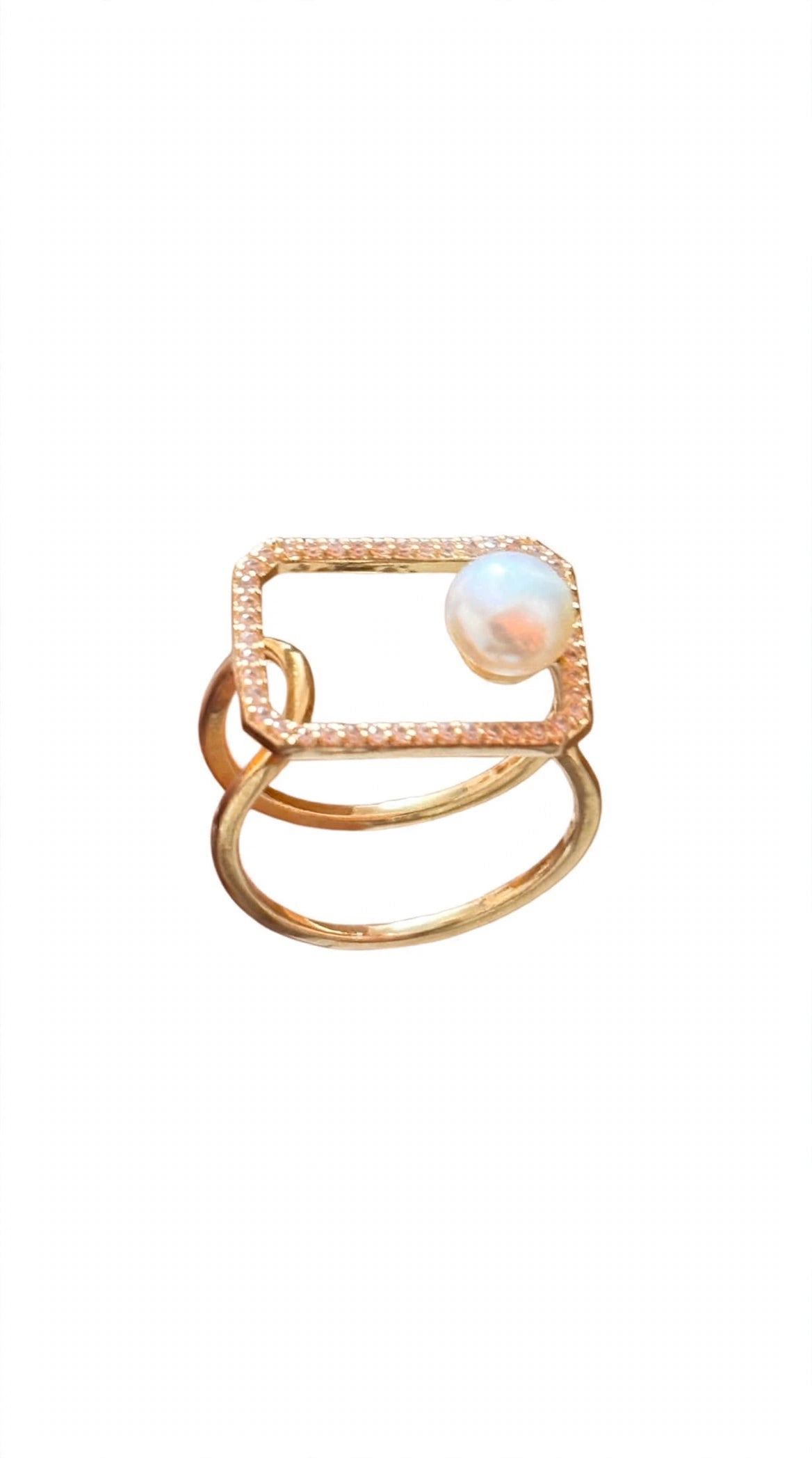 Aura Pearl Frame Ring